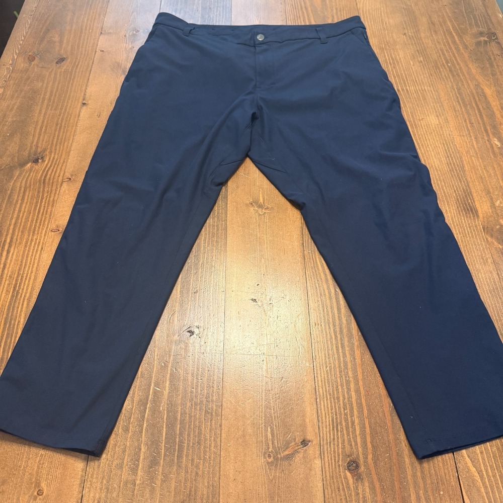 Lululemon Commission Pant Mens 38 x 27 Navy Blue Classic Warpstreme M5AEVS